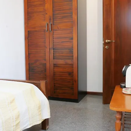 Stanze Con Bagno E Terrazza Privati, A 100mt *