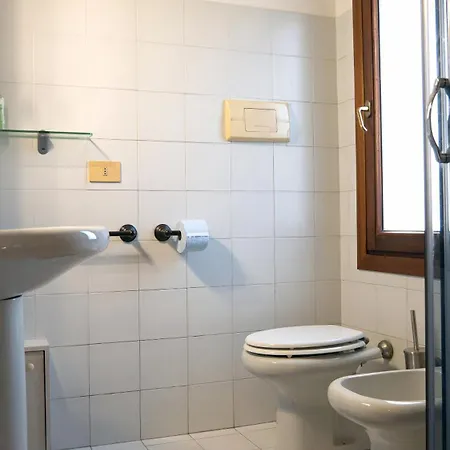 Stanze Con Bagno E Terrazza Privati, A 100mt *